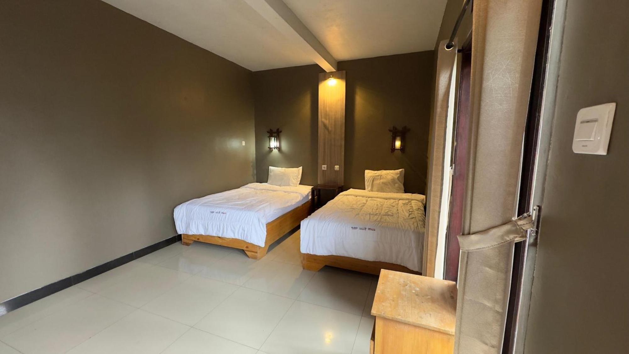 Sky View Bromo Guest House Ngadisari Exterior photo